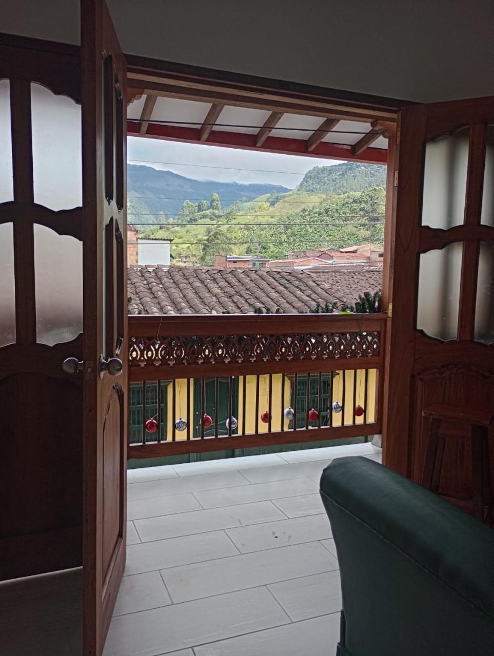 Hostal Famihotel Fundadores Jardín Zewnętrze zdjęcie