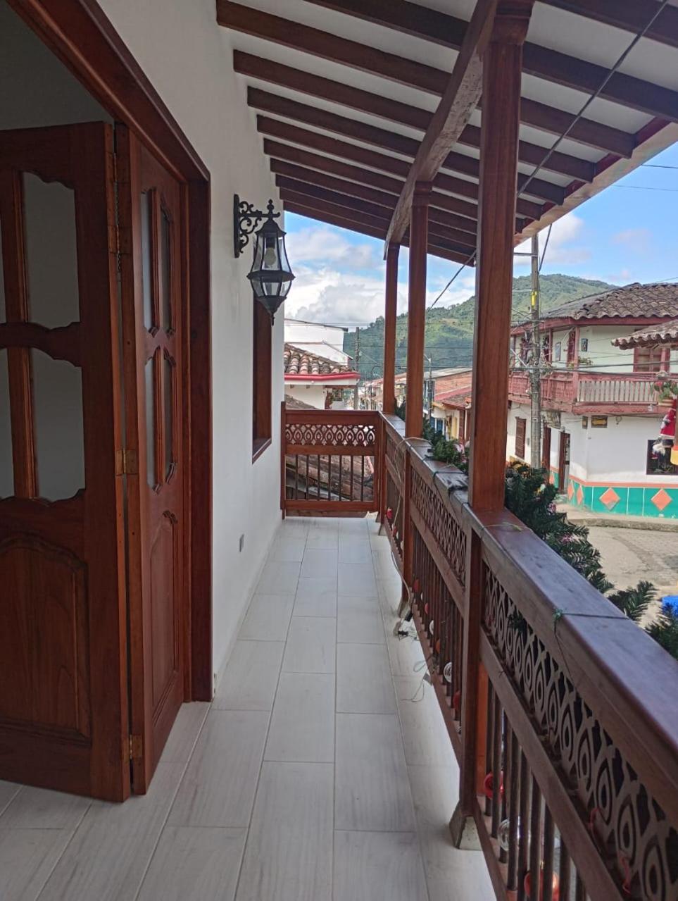 Hostal Famihotel Fundadores Jardín Zewnętrze zdjęcie