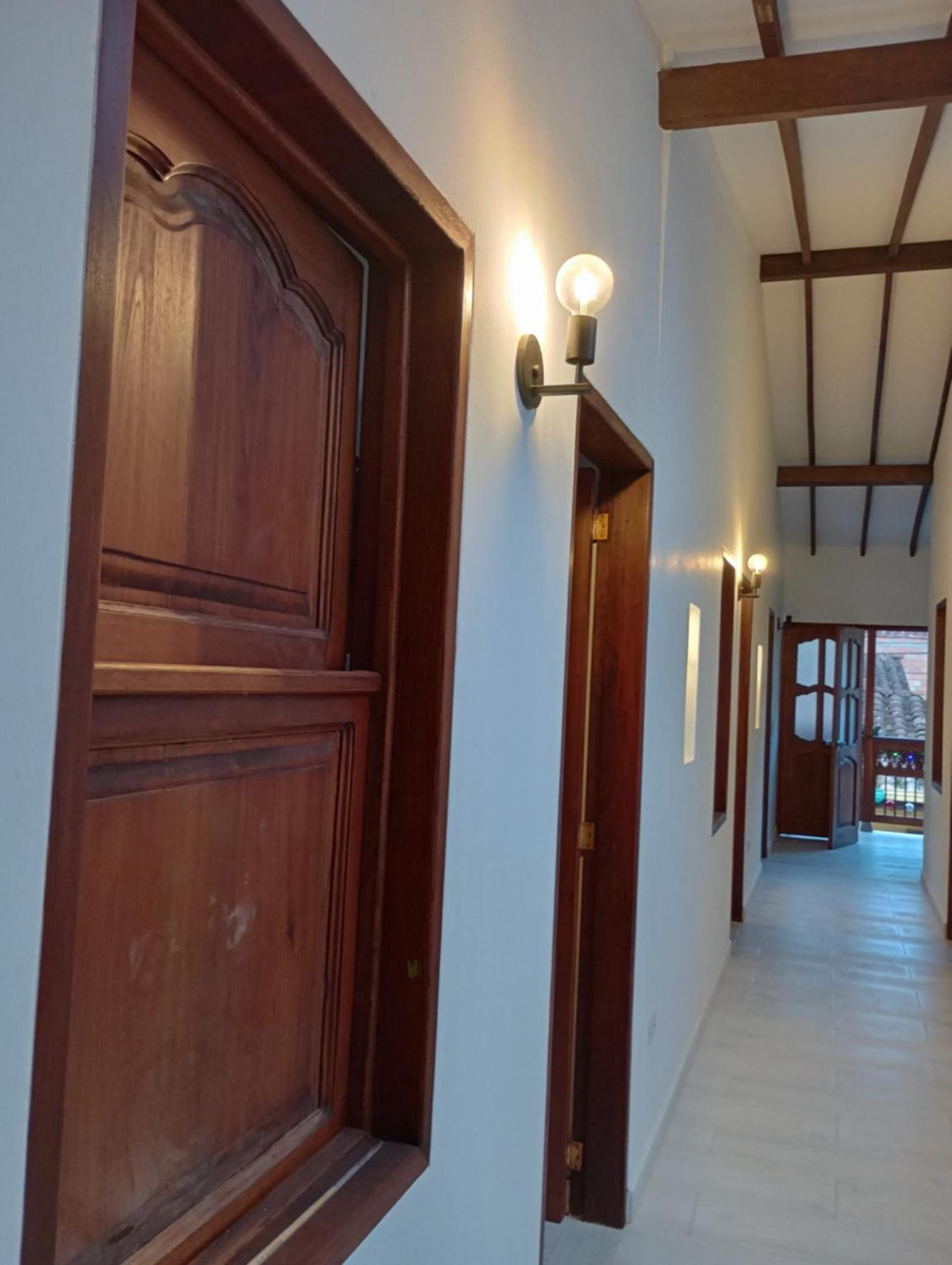 Hostal Famihotel Fundadores Jardín Zewnętrze zdjęcie